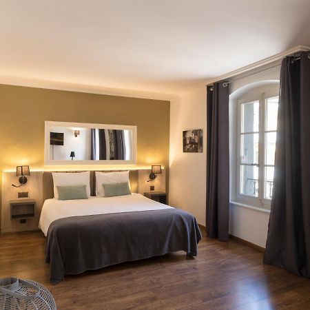 L'Hotel By Hostellerie Du Chateau ロール エクステリア 写真