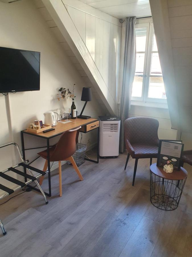 L'Hotel By Hostellerie Du Chateau ロール エクステリア 写真