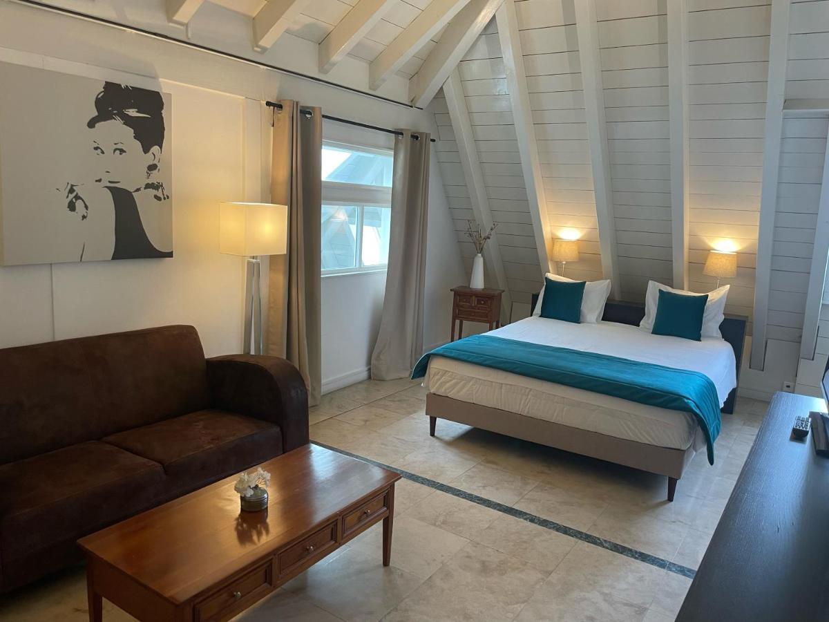 L'Hotel By Hostellerie Du Chateau ロール エクステリア 写真