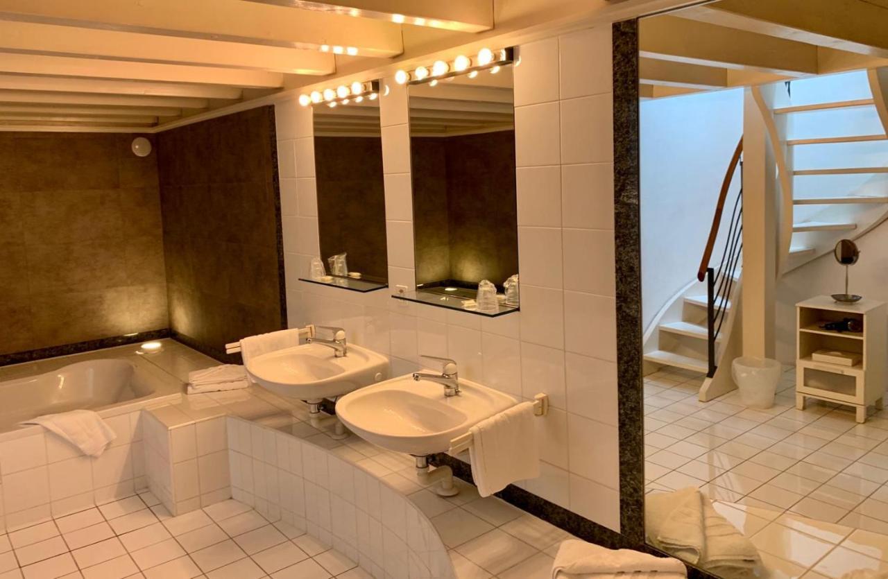 L'Hotel By Hostellerie Du Chateau ロール エクステリア 写真